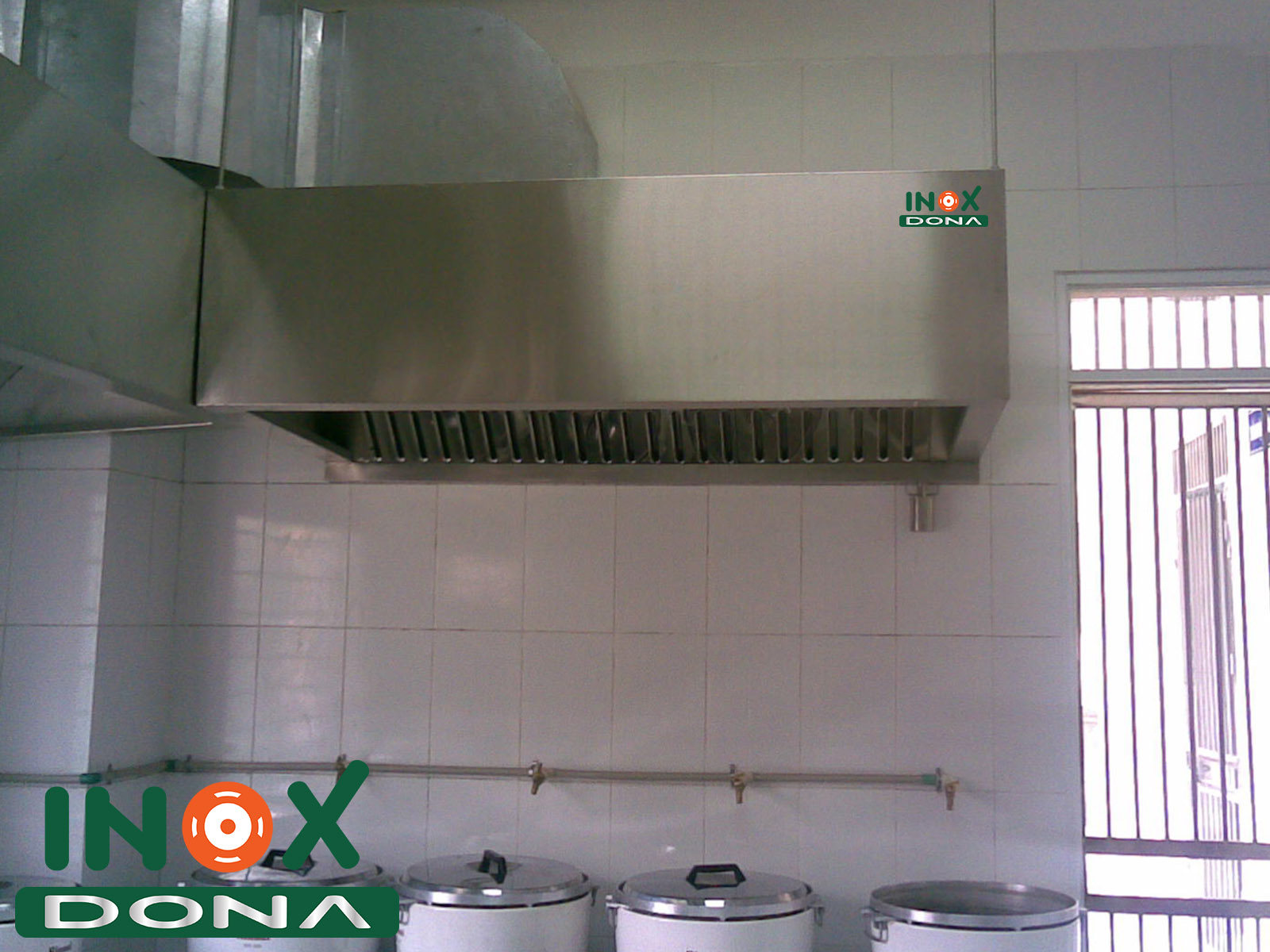 Chụp hút khói 08