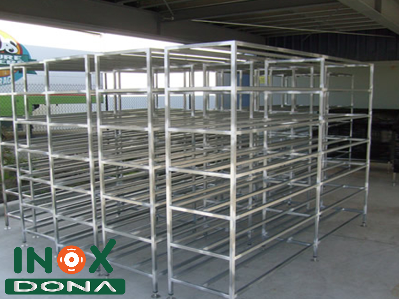 Kệ tủ đứng Inox 01