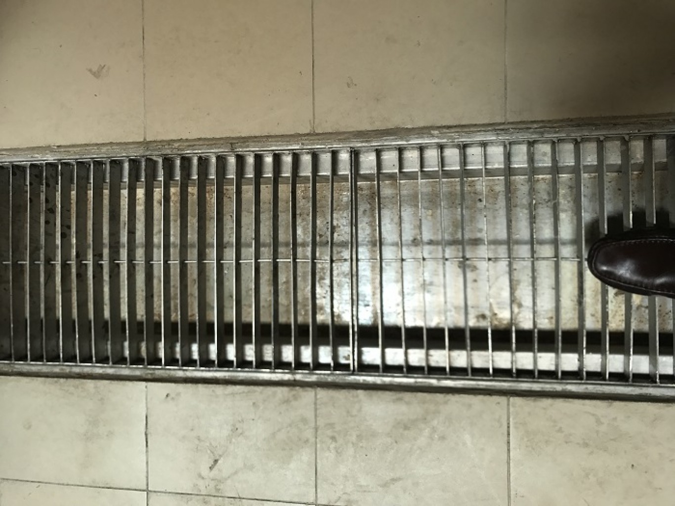 Công trình lắp đặt nhà máy điện lạnh inox